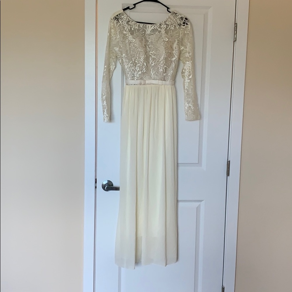Long Offwhite Maxi dress by Mantra